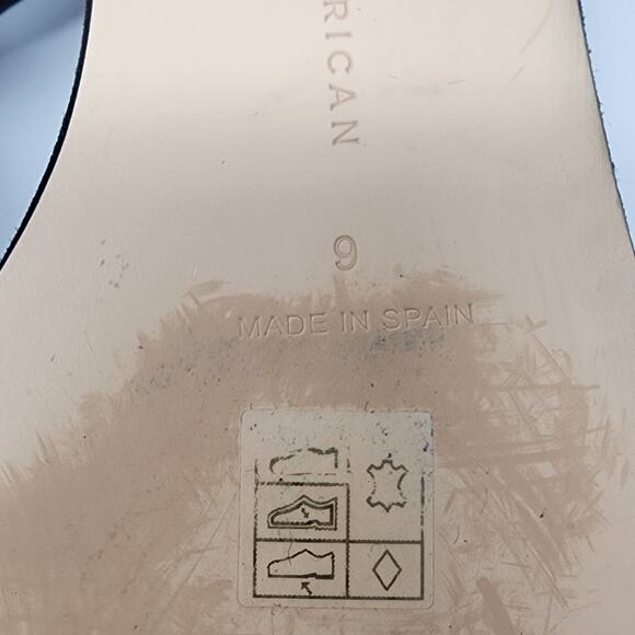 Good American Ankle Wrap Sandals Women 9 Black Suede w/ Gold Chain Detail EUC - Picture 11 of 11